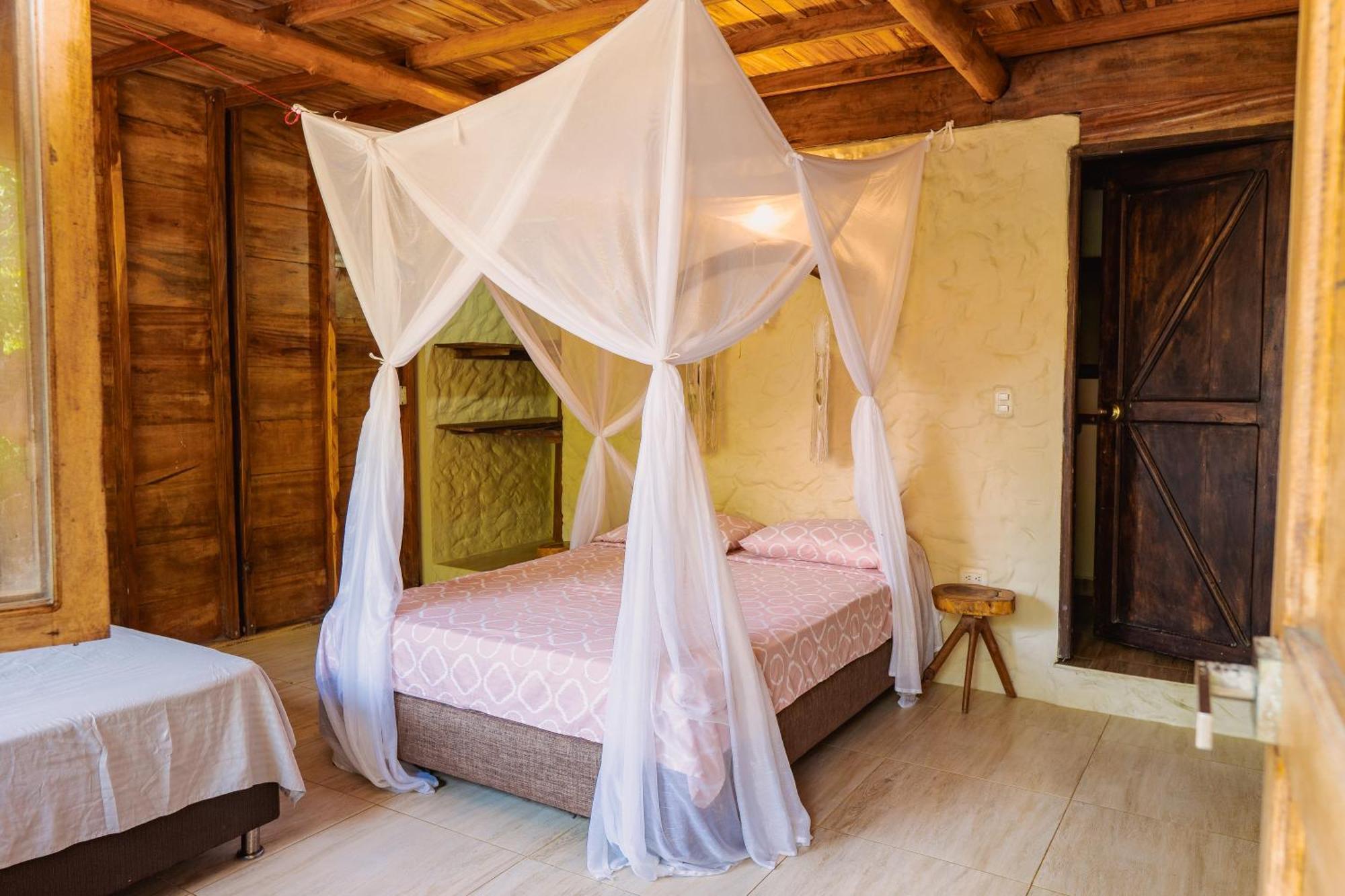 סן ברנרדו דל ויינטו Paraiso Natural Ecohotel חדר תמונה