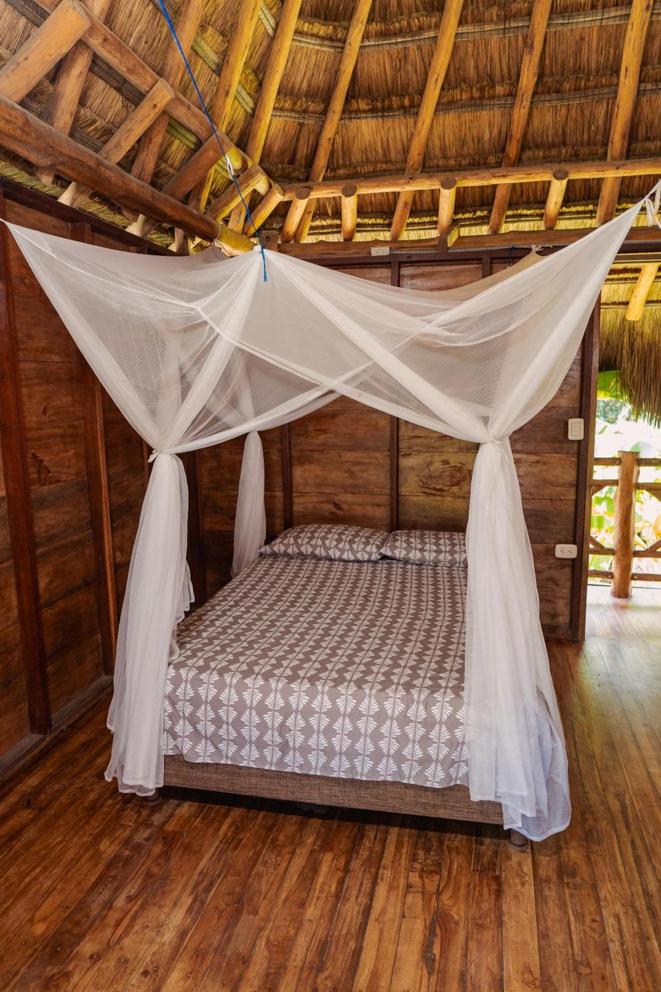 סן ברנרדו דל ויינטו Paraiso Natural Ecohotel חדר תמונה
